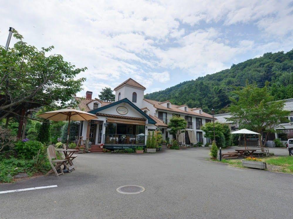 Kawaguchiko Inn Yesterday فوجيكاواجوتشيكو المظهر الخارجي الصورة